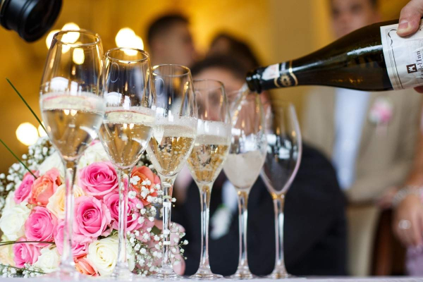 Vini per matrimonio: guida alla scelta in base a stile e menu